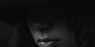 Najmodniejsze okulary na sezon 2012