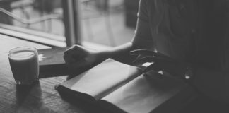 Ciekawość to pierwszy stopień do piekła i samotności