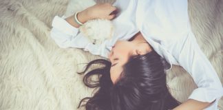 Samonośne biustonosze