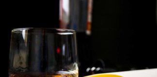 Co sprawia, że Tennessee whiskey jest tak popularna na całym świecie?