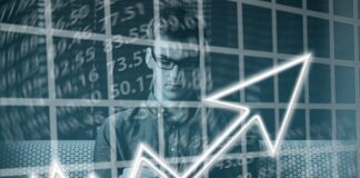 Kiedy pojawia się pierwszy kryzys w związku?