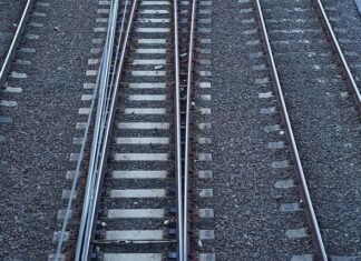 Kto orzeka o zmianie nazwiska?