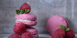 Jakie ciasta na wesele latem?