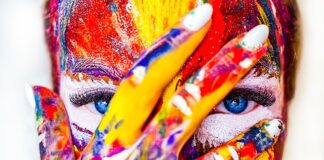 Jak ukryć niechciane drzwi?