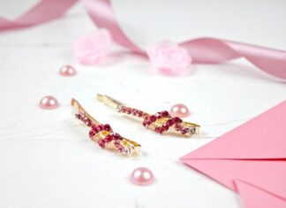 Kto daje kopertę na weselu?