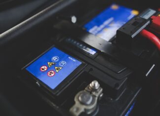 Ile wytrzymuje bateria w hybrydzie Toyoty?