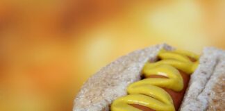 W jakim wieku staje siusiak?