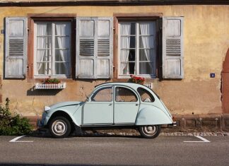 Czy Citroen C1 ma wspomaganie?