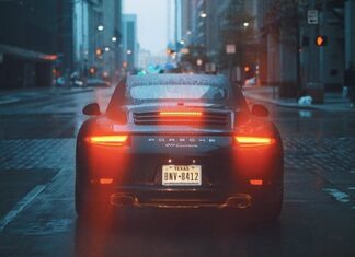 Co jest na logo Porsche?