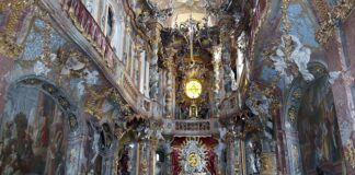 Co się mówi przed ołtarzem?