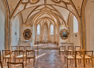 Jak urządzić kącik telewizyjny?